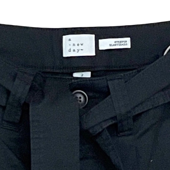 A NEW DAY black high waist pleat front self tie trouser short size 2, NWT - Picture 3 of 4